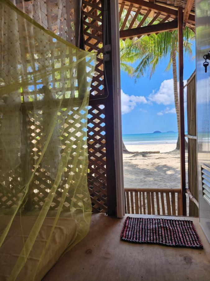 אל נידו Bice Camp Bucana Beach מראה חיצוני תמונה