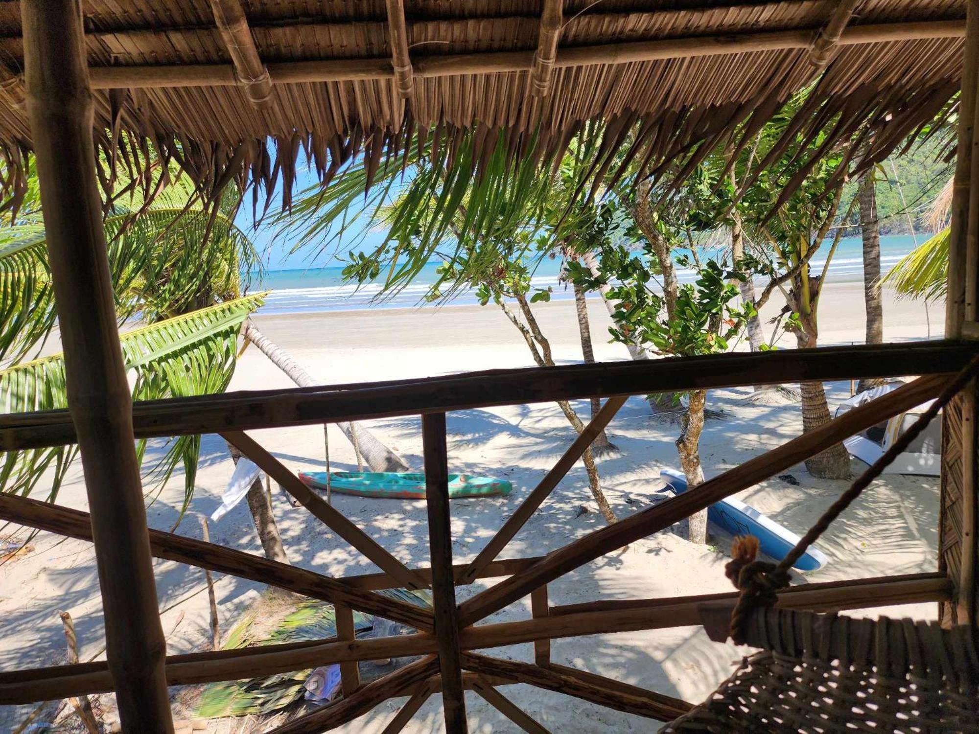 אל נידו Bice Camp Bucana Beach מראה חיצוני תמונה